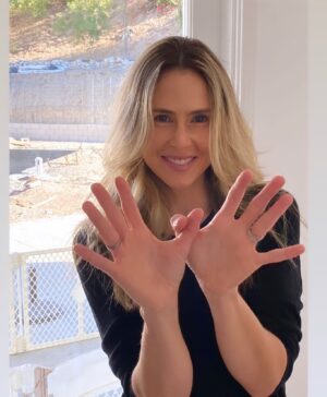 Anna Hutchison Instagram - This week is International EB Awareness Week, a time to raise awareness of EB and the work being done to find a cure. Epidermolysis Bullosa is a rare, life-threatening group of genetic diseases that affects the skin, causing it to blister, tear and peel - internally and externally. Please help EB Research Partnership Australia cure EB by 2030 by donating. Follow the link in my bio🦋
We will cure EB! #butterfly #EBAwareness #HealEB