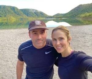 Anna Hutchison Instagram - Doing one of my favorite things, with one of my favorite people, in one of my favorite places 🏃🏼‍♀️😝 #running #rotorua #coldplunge #wimhof #bylr #hairflip