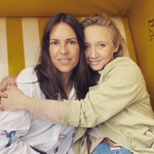 Anna Maria Mühe Instagram - Zuhause ist überall da wo du bist @birthe_wolter 💙