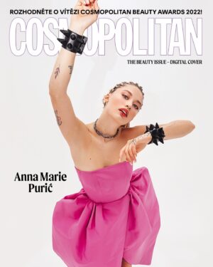 Anna Marie Purić Instagram - Tyhle super fotky vznikly díky outfitům, které jsou z nové limitované kolekce Cherish Waste Story od @HM. Je to další ze série udržitelných kolekcí z jejich konceptu INNOVATION STORIES. Baví mě jak jsou kousky barevné, sexy a zároveň ještě vyrobené z inovativních udržitelných materiálů! 💯🌱

Kolekce bude k dostání pouze online už teď od čtvrtka 21/4 a vy můžete soutěžit o GIFT BOX, který jsem pro vás připravila. Najdete v něm můj nejoblíbenější outfit z kolekce – srdíčkové pyžámko a další 2 překvapení. Soutěží se v aplikaci H&M Hello Member, přeju hodně štěstí! ☀️💓 odkaz najdeš ve stories! 

@HM @cosmopolitan_cz #HM #HMinnovation #HelloMember