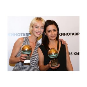 Anna Melikyan Instagram - Кинотавр это целая жизнь, и боль и радость, и встречи и расставания и море эмоций. И главное - это первые показы почти всех моих фильмов, начиная со студенческих! 
Пусть всегда будет Кинотавр и новые люди, и новые истории. И всегда будет кино и люди, влюбленные в него)
Кажется, как будто крутая программа в этом году и хочется все посмотреть. Всем участникам удачи и ждем все фильмы в Москве! ❤️@kinotavrfestival