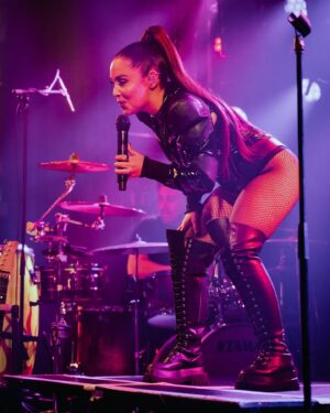 Anna Abreu Instagram - Kiitos viime viikosta. 🫶 oli hauskaa!!
Täl viikol jatkuu. 📸: @t.salmine