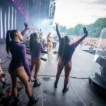 Anna Abreu Instagram - RUISROCK 22 -keikka kuvina.❤️ Kiitos jokaiselle, mä nautin joka sekunnista. Kiitos uskomaton yleisö ja mun koko loistava crew. Näist keikoista ei tulis mitään ilman mun tiimii. Vähän videomatskuu tulossa myöhemmin. 📸 @t.salmine
