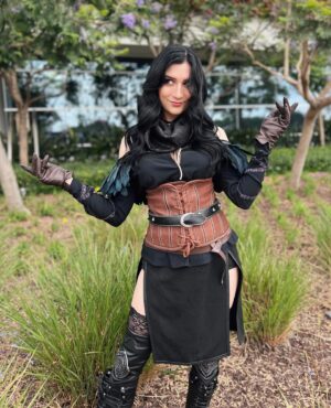 Anna Brisbin Instagram - Gave my Yennefer cosplay from The Witcher 3 some serious upgrades and put it all together for Comic Con. And she just might be one of my fav cosplays so far? Idk but I’m def not done with her. Gotta bring her to ren faire or something…. 

Photo: @tessanetting 
Top and Skirt: ShopCosplayCostume on etsy 
Corset and waist belt: CraftShopMorgana on etsy 
Knee Armor: file by @victoriahofferson, printed by @jameschatstv 
Purple contacts: @pinkyparadisedotcom 

#yennefer #sdcc #comiccon #witcher #witcher3 #cosplay