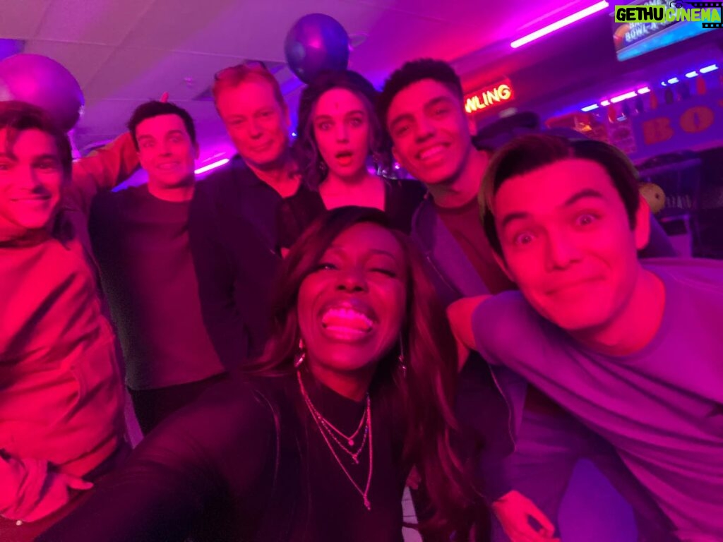 Anna Diop Instagram - We’re back at it ;) Titans S4 🖤