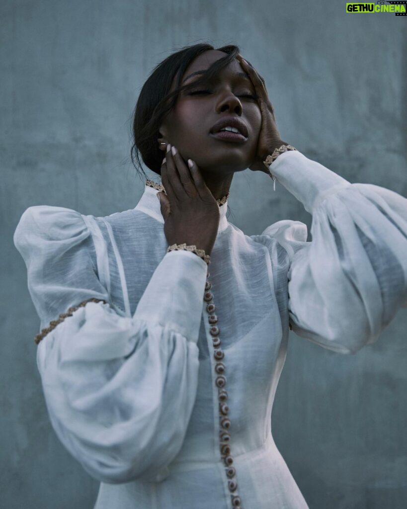 Anna Diop Instagram - Loved this press look for Nanny 🖤 Wearing @zimmermann and @stuartweitzman Shot by @samuelpaulartist ✨ Styled by @toyeadedipe 🖤 MUA @robertti Hair @richardnormangrant