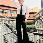 Anna Falchi Instagram - I do my empowerment ,oggi e per sempre @aliceandolivia @cavallini_shop @bagutta_shirts make up @franceschiritade