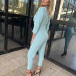 Anna Falchi Instagram - Si torna a settembre “vestiti”! E comincia una bella settimana intensa! Oggi così @memjs.italia Grazie come sempre alla super Lulu’ per l’outfi @larmadio_di_lulu @raimondobuccelli per le scarpe e Pic by @digitalsauro