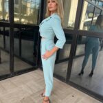 Anna Falchi Instagram - Si torna a settembre “vestiti”! E comincia una bella settimana intensa! Oggi così @memjs.italia Grazie come sempre alla super Lulu’ per l’outfi @larmadio_di_lulu @raimondobuccelli per le scarpe e Pic by @digitalsauro