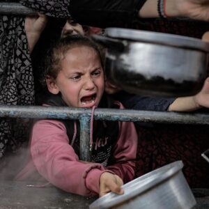 Anna Foglietta Instagram - Datemi più artisti e più microfoni aperti 

Il mio paese non può avallare l’uccisione di 13.000 bambini. 

Questa non è la mia Italia 
.
.
.
#ceasefirenow🇵🇸 #stopgenocide