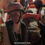 Anna Foglietta Instagram - Oggi, #ottomarzo, abbiamo scelto di raccontarvi la storia di Marina*, facendolo attraverso le sue stesse parole. Marina è una giovane donna iraniana che è stata messa in salvo dalla nostra nave durante un’operazione di soccorso dello scorso novembre, mentre attraversava il Mediterraneo su una piccola barca sovraffollata. A 19 anni non ha avuto altra scelta che fuggire dal suo Paese: ha visto e vissuto l’inferno, prima in Iran e poi durante il viaggio che ha fatto per mettere in salvo la sua vita. Ogni donna soccorsa dalla #OceanViking ha la sua storia unica, ma tutte condividono la determinazione nel voler difendere la propria vita, prendendo il controllo del proprio destino, anche di fronte a situazioni terribili di violenze e sorprusi. Sono storie di coraggio e forza, che ci ispirano e ci motivano nel continuare a testimoniare e denunciare ciò che accade nel #Mediterraneo centrale. Grazie di cuore a @foglietta.anna che ha dato voce alla storia di Marina. #InternationalWomensDay