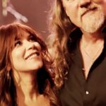 Anna Friel Instagram - This shot was taken on the last day of an 8 month shoot. The wonderful @traceadkins thanks for the photo @chrisgrismer . Back home in Windsor with my beautiful Gracie. Thats a wrap on @monarchfox @foxtv season 1.