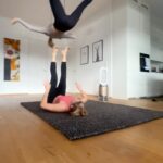 Anna Gasser Instagram - Because nothing works first try 🙃 - Acro action with @gassereva and the @dyson_at purifier humidify cool, which cleans the air and keeps me cool whilst getting ready for winter. @dyson #mydyson #dysonpurifier #dysonAT #acroyoga #acro #yoga