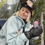 Anna Gasser Instagram - #Springbattle week 💕 always good to be cruising at home @absolutpark #springbattle24slopestyle #springbattle24bestrail #redbullspringedition #verleihtflügel