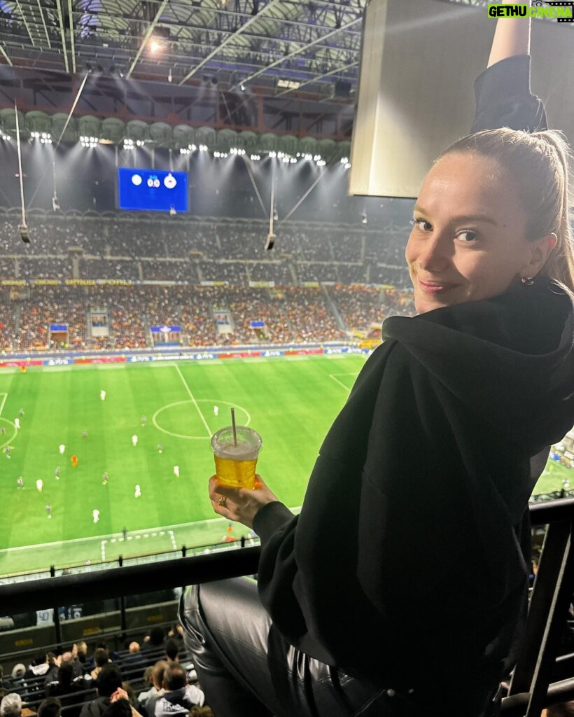 Anna Kadeřávková Instagram - Inter Milan match recap ⚽️🫶🏻 >>>