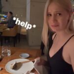 Anna Kadeřávková Instagram – Moje první (a poslední) ústřice. 🐚😂