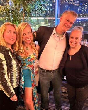 Anna Kulinova Instagram - About last night, had an AMAZING time @ @theempirehotel - Fundraiser for ⭐️
“Taking Wing” ⭐️Legends of Emimencia” theater project. 🎭💫 what a Fun night!!! #genefischer #broadway #stage #actingismypassion ##stageacting #fundraiser #magical #empirehotel #greattime #instagood #actorslife #takingwing #legendsofemimencia