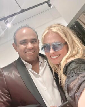 Anna Kulinova Instagram - HOLIDAY CHEERS from HEED NYC  @heednyc 😎 @industryrules X @foravi 
I’m soo Greatfull I had the opportunity to be the Host of this Fabolous Holiday event featuring the Fantastic One of a kind sunglasses 😎🤩
THANK YOU 🙏  soo much to HEED NYC for this collaboration! ❤️ and made me part of their family! Many Thanks to all of you who attended and came to meet the Super Talented Designer Taheed Watson!!! 🌟𝙃𝘼𝙋𝙋𝙔 𝙃𝙊𝙇𝙄𝘿𝘼𝙔𝙎 𝙀𝙑𝙀𝙍𝙔𝙊𝙉𝙀!!! 💖💫Come to try and  pick up your favorite shades 💋
𝙋𝙝𝙤𝙩𝙤 𝘾𝙧𝙚𝙙𝙞𝙩 @photo.robnyc 📸 ⚡️
Available at:
@foravi ✨ @opreyewear ✨
@moxytimessquare and @moxyhotels NATIONWIDE 🔜  #heednyc #sunglasses #holidayevent #uniquesunglasses #oneofakind #befearless #befree #takeheed #luxuryeyewear #bestsunglasses #makeastatement #beautiful #happyholidays #industryrules #foravi #annakulinova #instagood #amazing #superstar