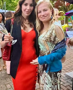 Anna Kulinova Instagram - And let’s the hamptons summer-fun begin!!! 👍🥰☀️Great events 🎉🥂 @blumarhamptons ✨
@southampton_inn ✨
-Wonderful time catching up with Fabulous friends @liebaness @jasonbinn @zacherdem @katiecouric @real_sharpton 🤩 #weekend #greatevents #redcarpet #wonderfultime #fabolous #hamptons #hamptonsstyle #socialite #luxurylifestyle #actorslife #fame #picsoftheday #instagood #katiecouric #alsharpton #75main #servingthehamptons