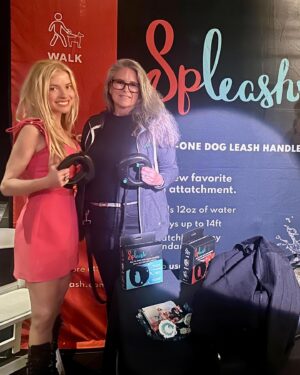 Anna Kulinova Instagram - TBT 10 days ago: GREAT TIME @ Pre~Oscars Luxury Gifting Lounge ECO LUXE 💥 produced by @producerdeb ⭐️ THANK YOU 🙏 for inviting me to be part of this Fabulous event! 💖🤗
I had the chance to collaborate with some Amazing brands as: SOULTECH BOOK by Michelle Barr✨
@producerdeb ✨ @fayahstreetwear ✨ @grzeniaguitars ✨ @revealu_us ✨ @spleash_your_leash 
Stay tuned for more! 💥 #ecoluxelounge #oscars #giftinglounge #collaboration #amazingbrands #fabolous #beauty #smile #happy #redcarpet #fame #glamour #oscars2024 #actinglifestyle #instagood