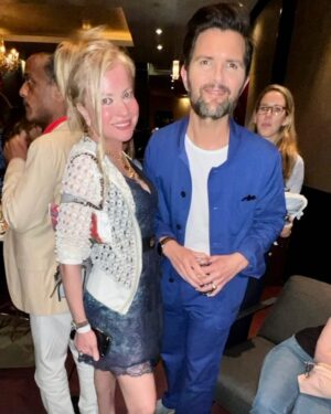 Anna Kulinova Instagram - Great time with the cast of the “Severance” TV show💥It was wonderful meeting w some of my favorite actors @benstiller 🤩@patriciaarquette✨ @mradamscott 
What a MAGICAL TIME!!! 👌🤗💋
#benstller #severance #adamscott #patriciaarquette #amazingactor #magicaltime #fun #redcarpet #greatparty #picsofday #smile #love #actorslife #kiss