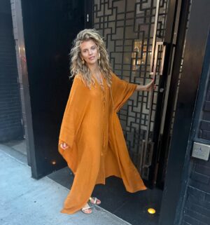 AnnaLynne McCord Instagram - 🍱