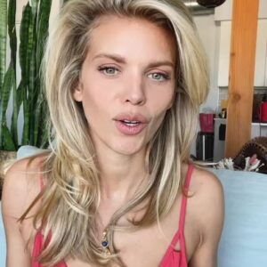 AnnaLynne McCord Instagram - 🐍 S A C R E D  S E X  w/ @positivepringle — Thank you, You Beautiful Soul for sharing your Light, wisdom and sexy, sensual yumminess with us in this chat! Rachel’s poetry book “Wild Open” is a delicious, erotic and worthy read. 
————————————————————— Books mentioned in our chat: “Dear Lover” “Enlightened Sex” and “The Way of the Superior Man” by @daviddeida.live