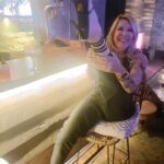 Anna Pettinelli Instagram - Non andavo in un posto dove si può ballare da 2 anni. Feeling good Grazie @graziano_scarabicchi #dance #party #music #madeinitaly