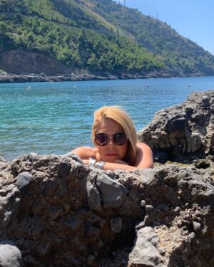 Anna Pettinelli Instagram - Maratea ‘s dreams. Un weekend da sogno grazie @mariangela__de_biase #marateagreenexperience #madeinitaly #basilicata #seaside #mare #vacanze