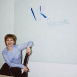 Anna Shulgina Instagram - Внимание❗️ Господа, как вы знаете, с недавних пор я стала частью VK Records (об этом найдёте пост ниже). Наши масштабы увеличиваются не по дням, а по часам, в связи с этим мы ищем талантливых, работоспособных, с горящими глазами людей к нам в команду, а именно: ▪️Артисты [любого жанра] ▪️Сонграйтеры/битмари/саундродюсеры ▪️Клипмейры ▪️Менеджеры артистов ▪️Пиарщики Резюме присылайте на почту shena@vk.team В письме обязательно(!) укажите род деятельности (артист, пиарщик, сонграйтер и т.д.), расскажите о себе, приложите свои работы, социальные сети и контактный номер. Буду лично всё читать. Знаю точно, что скоро с кем-то из вас будем вместе создавать прекрасное! 💙 С любовью, Шена. VK Records