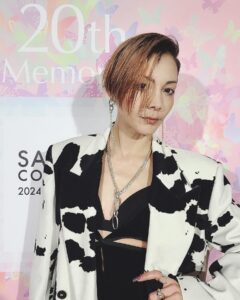Anna Tsuchiya Instagram - 札幌コレクション2024 8年ぶりに歩きました❤️ かっこいいスタイリングありがとう😊 そして2011年から変わらぬスタッフさんにも会えたし 久々の札幌も空気が美味しくて感動🥺 美味しいケーキもいただきました❤️ お客様もありがと❤️ #土屋アンナ
