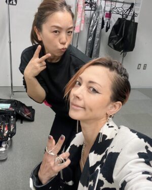 Anna Tsuchiya Instagram - 札幌コレクション2024
8年ぶりに歩きました❤️
かっこいいスタイリングありがとう😊
そして2011年から変わらぬスタッフさんにも会えたし
久々の札幌も空気が美味しくて感動🥺

美味しいケーキもいただきました❤️

お客様もありがと❤️

#土屋アンナ