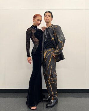 Anna Tsuchiya Instagram - 東京ガールズコレクション @tgc_staff のランウェイを澄海 @_sky_tuchiya と一緒に歩いてきたよ🕺🏻❤️
6年ぶりらしいTGC🥹たくさん声援ありがとー😘
衣装
アンナ
👗
@elisabettafranchi 

スカイ
🥼
@barenavenezia 

ジュエリー
💎
ヘリテージジュエリー