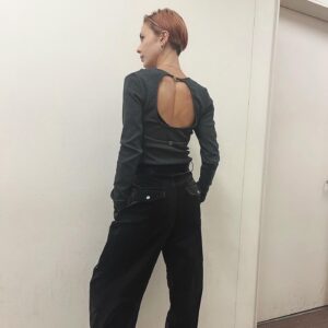 Anna Tsuchiya Instagram - 本日20時〜フジテレビで『ウワサのお客さま』に出演してますっ❤️‍🔥

菜々緒ちゃん@nanao_official と一緒にお客さまウォッチャーしたよ😘

お暇なら観てねっ❤️‍🔥✨✨

top
@prankproject_official 
pants
@selenahelios_official 

acc
@jack_joat 
@justindavis_jewels 

#土屋アンナ