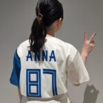 Anna Yamada Instagram - 本日、エスコンフィールドHOKKAIDOにて開催されたパナソニックエコナイターのファーストピッチセレモニーに登壇させていただきました⚾️ 会場全体がパナソニックさんの照明で彩られていました。 背番号も87で☺️ 本日より新CMも開始しています！ぜひご覧ください。