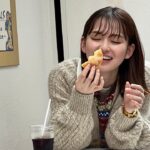 Anna Yamada Instagram - 発売中のメンズノンノ11月号ではドーナツ食べてます🍩 とてもおいしかった