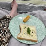 Annabel Crabb Instagram - Lazy morning reading in bed, and at about 11.30 my 11yo brought me a fish finger sandwich with capers. THIS IS WHY I HAD CHILDREN.