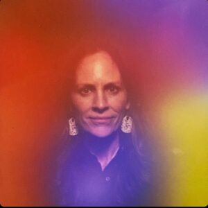 Annabeth Gish Instagram - Me and my Aura—which changes daily I’m told… so don’t hold me to it. Never been a better headshot;) 📸@haloauragraphic
