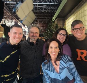 Annabeth Gish Instagram - Big love for this @prettylittleliars family of fabulousness. What an honor to find Dr. Sullivan once again in their midst. Love and gratitude to the entire bunch in front of and behind the camera. Summer school was such a blast! ❤️❤️❤️