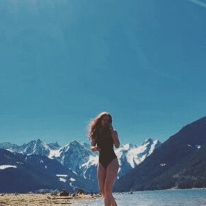 Annalise Basso Instagram - nick drake   a fresh water lake = shake n’ bake #jackeduponmountaindew