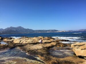 Anne Caillon Instagram - Le fameux ta gueule, donc, @sarraelborj 😂👌🏼 #corsica #salegosse