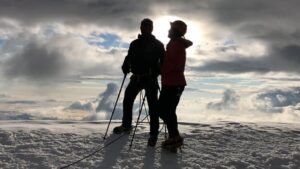 Anne Caillon Instagram - We did it.Pyramide Vincent, alpes italiennes.7h50.4215m.
#proud #montrose #hautemontagne #labourés 🤪🤘🏼😅