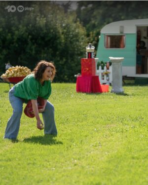 Anne Edmonds Instagram - Taskmaster is back tonight at 730pm on @channel10au and @10playau This EP features my favourite task of the series involving this sweet little potato, first group challenge with another sweet little potato @joshthomas87 (we rule) and one of my dumbest tasks with ping pong balls. You should watch! It's funny. And thank you for the life saving make up in the studio @nicolaburfordmakeup 🥰