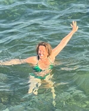 Anne Roumanoff Instagram - Happy July !