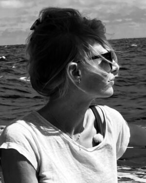 Annelien Coorevits Instagram - Almost there... Over de oceaan.. vanaf 16 januari om 21h op @play4_be en Go play!
