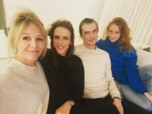 Annelien Coorevits Instagram - Siblings time!!! Over de oceaan @play4_be  @stephcoorevits @robbert_coorevits @liselottecoorevits