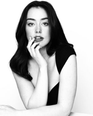 Anneliese Judge Instagram - 🤍 
@mackenziebensonphoto 
@filmartist.co