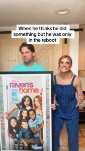 Anneliese van der Pol Instagram - Only the OG’s know… 😪 #thatssoraven #ravenshome #disneychannel