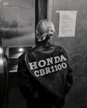 Annet Charitonova Instagram - vsechno 🖤