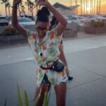 Annie Ilonzeh Instagram - Hey Annie, what are your plans for the rest of the year? Me: I’m hip thrusting, wearing floral prints, and tending to my plants. . . #thatsall #floralprint #plantlady #happyholidays